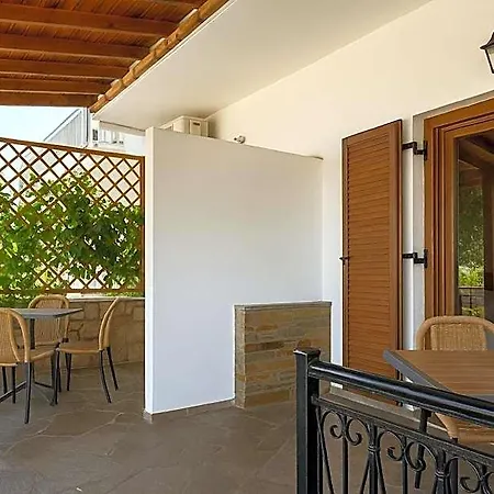 Pansion Katerina 3* Amolianí